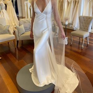 Untamed Petals Tulum Veil